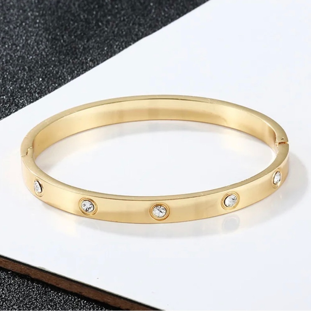 18K Gold Diamond Full Drill Love Inspired Bracelet Bangle Cuff No Fade Stackable - Picture 2 of 11